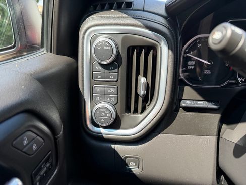 Used 2020 GMC Sierra 1500 Denali w/ Technology Package AWD/4WD image 12
