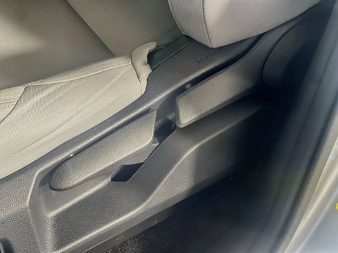 Used 2025 Toyota Tacoma SR5 RWD image 13