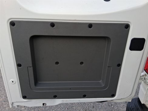 Used 2019 Nissan NV 1500 S image 33