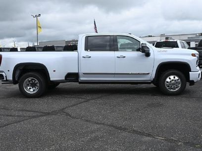 New 2026 Chevrolet Silverado 3500 High Country w/ High Country Premium Package