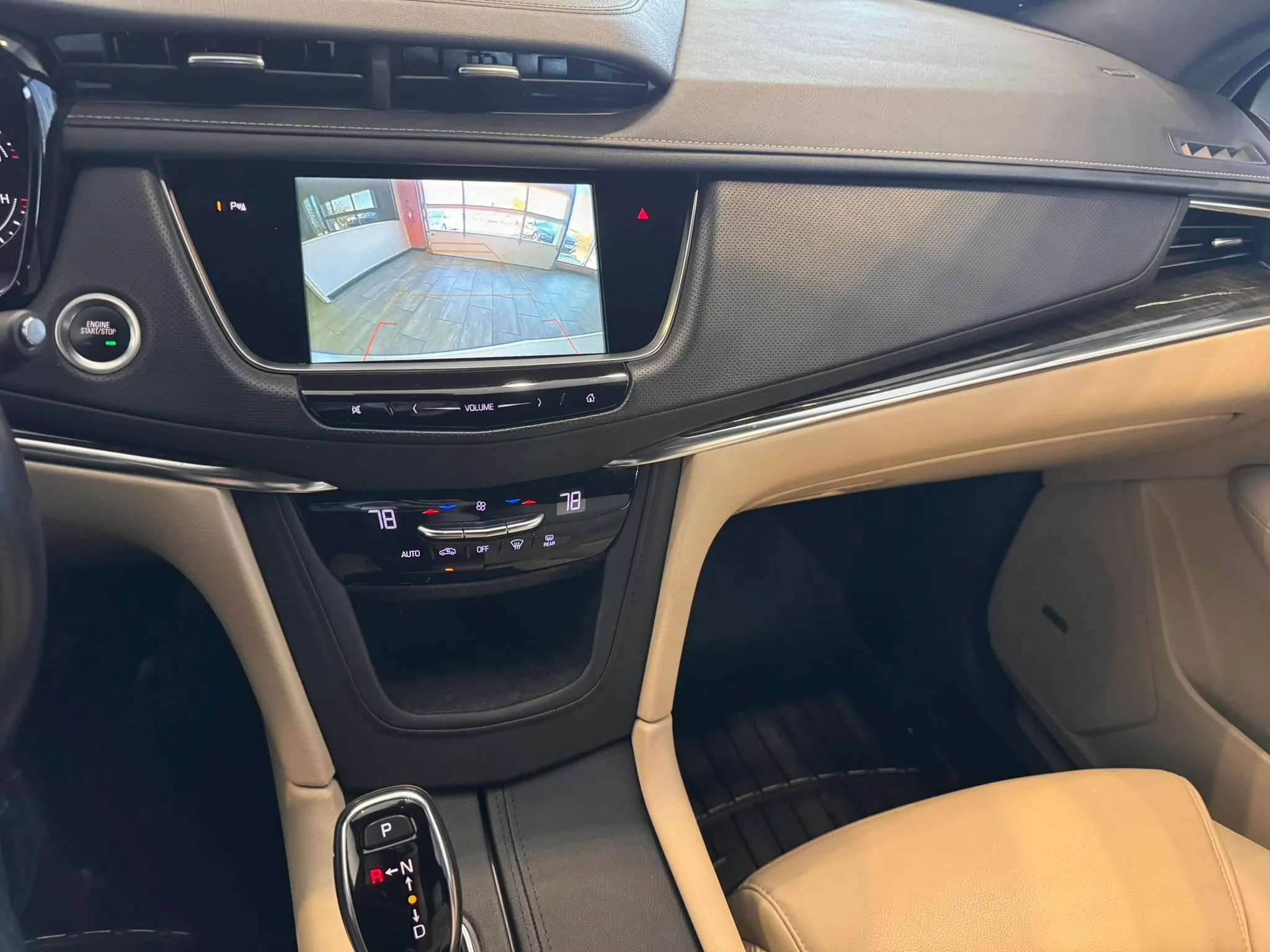 Used 2019 Cadillac XT5 FWD image 42