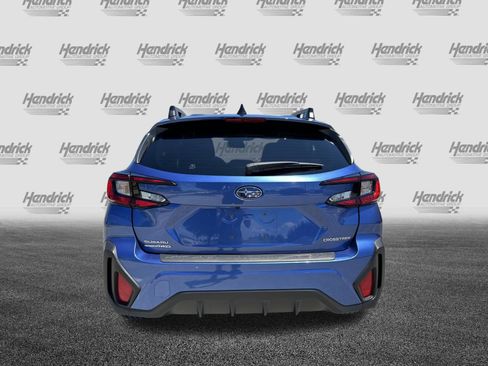 Used 2025 Subaru Crosstrek 2.5i Premium AWD/4WD image 9