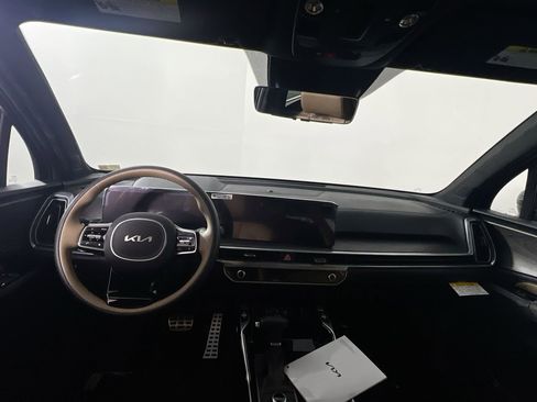 New 2026 Kia Sorento SX Prestige w/ Olive Brown Leather Package image 32