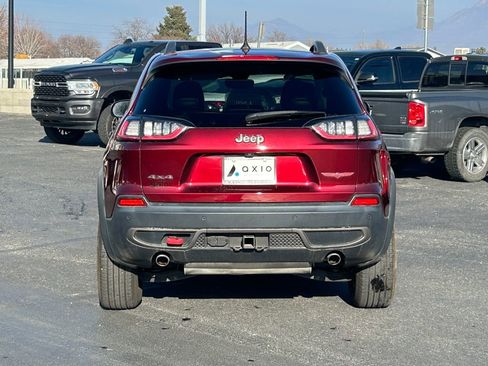 Used 2019 Jeep Cherokee Trailhawk w/ Cold Weather Group image 6