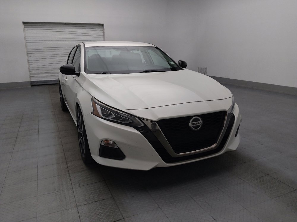 Used 2019 Nissan Altima 2.5 SR FWD image 14
