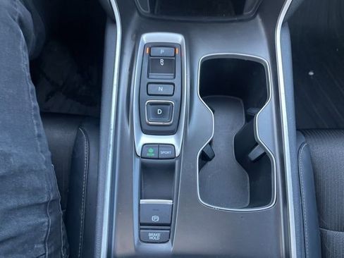 Used 2018 Honda Accord Sport image 24