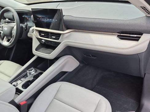 New 2026 Ford Explorer Active AWD/4WD image 22