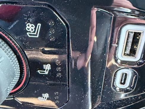 Used 2025 Chevrolet Silverado 3500 LTZ w/ LTZ Plus Package image 45