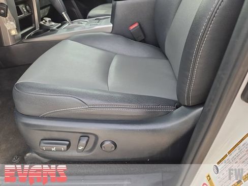 Used 2019 Toyota 4Runner SR5 Premium AWD/4WD image 24