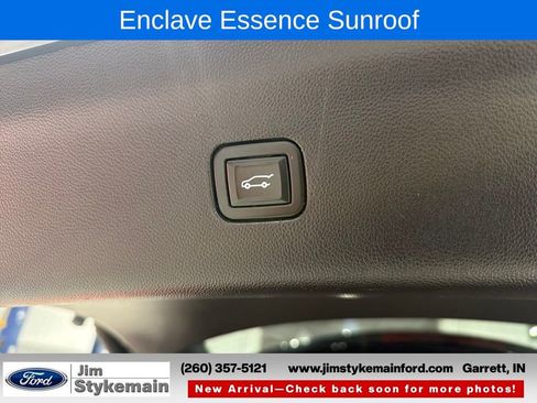 Used 2021 Buick Enclave Essence w/ Sound and Sites Package FWD image 32