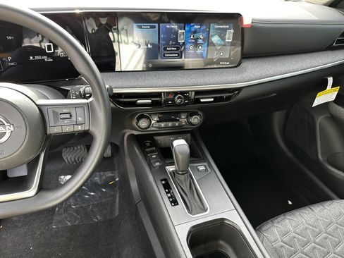 New 2026 Nissan Kicks SV w/ SV Premium Package image 28