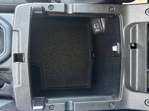 Used 2025 Jeep Wrangler Unlimited Rubicon AWD/4WD image 25