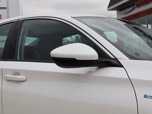 Used 2022 Honda Accord EX-L image 2