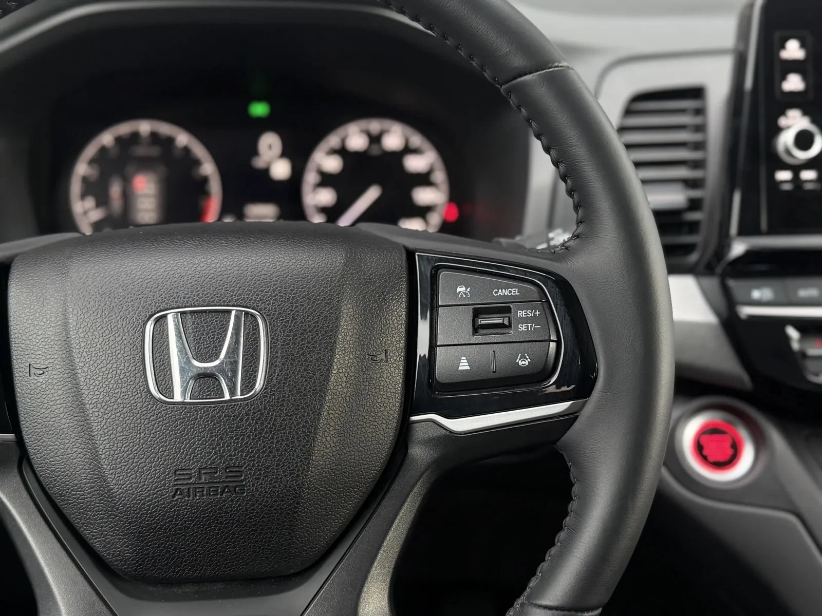 Used 2025 Honda Odyssey EX-L image 25