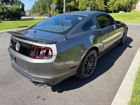 Used 2013 Ford Mustang Shelby GT500 RWD image 5