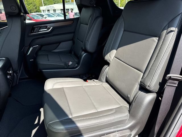 New 2026 GMC Yukon Denali w/ Advanced Technology Package AWD/4WD image 16