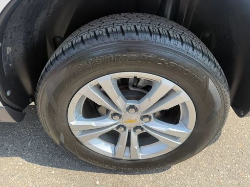 Used 2010 Chevrolet Equinox LS FWD image 10