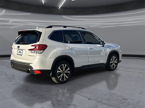 Used 2019 Subaru Forester Limited image 5