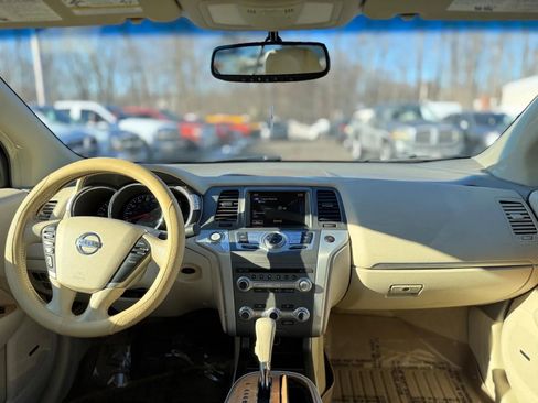 Used 2014 Nissan Murano CrossCabriolet w/ Navigation Package AWD/4WD image 13