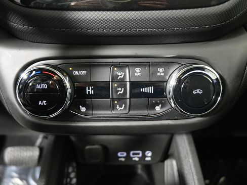 Used 2023 Chevrolet TrailBlazer LT w/ Convenience Package image 29