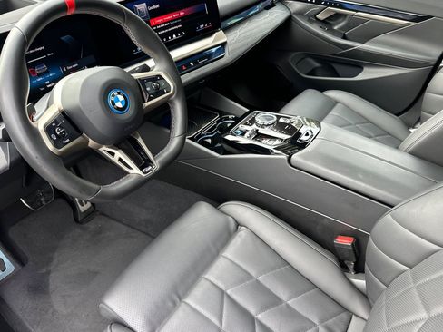 Certified 2024 BMW i5 M60 w/ Executive Package image 11