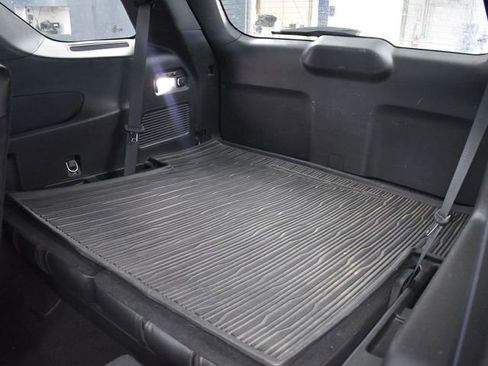 Used 2020 Ford Explorer ST w/ ST Street Pack image 7