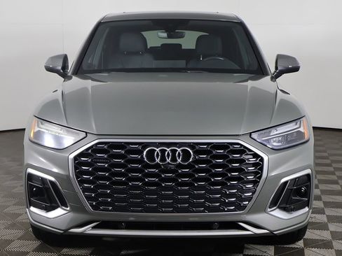 Used 2023 Audi Q5 2.0T Premium Plus w/ Premium Plus Package AWD/4WD image 13
