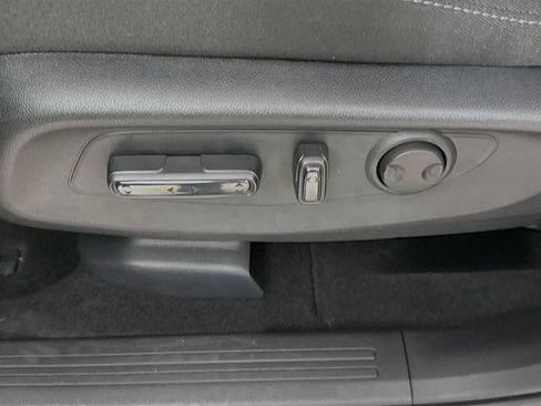 Certified 2026 Honda CR-V EX image 22