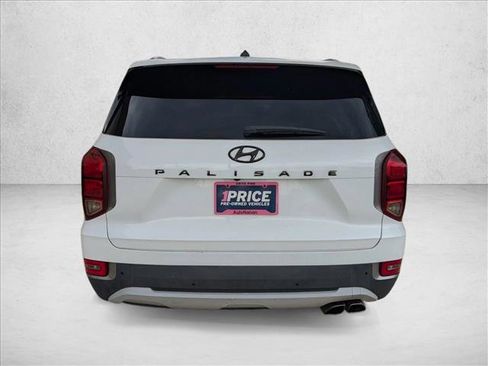 Used 2022 Hyundai Palisade SEL FWD image 7