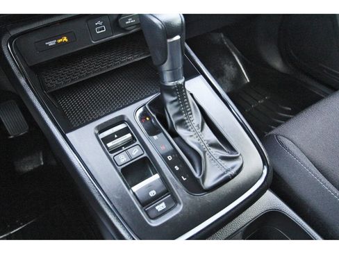 Used 2024 Honda CR-V LX image 29