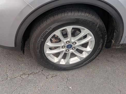 Used 2021 Ford Escape SE image 10