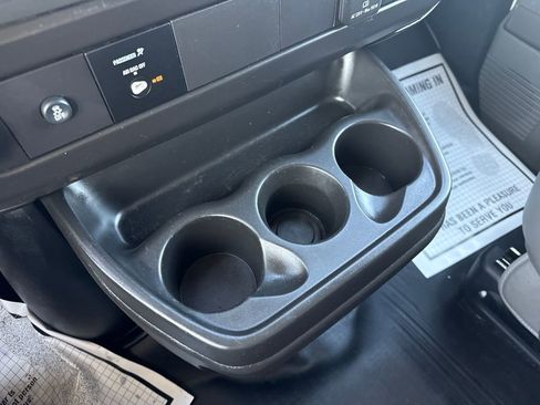 Used 2024 GMC Savana 2500 w/ Driver Convenience Package image 33