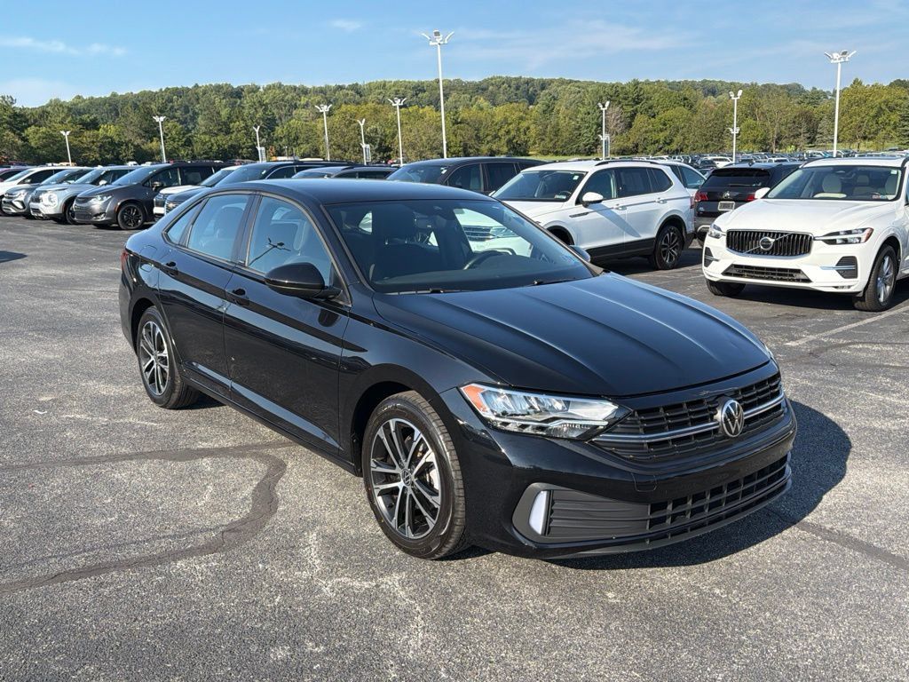 Used 2023 Volkswagen Jetta Sport FWD image 8