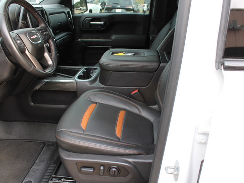 Used 2022 GMC Sierra 1500 AT4 w/ AT4 Premium Package image 23