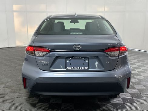 Used 2024 Toyota Corolla LE FWD image 4
