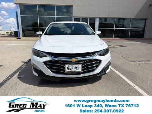 Used 2024 Chevrolet Malibu LT FWD image 9