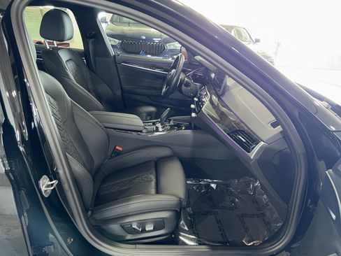 Used 2023 BMW 540i w/ M Sport Package RWD image 10