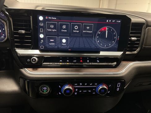 Certified 2022 GMC Sierra 1500 SLT image 16