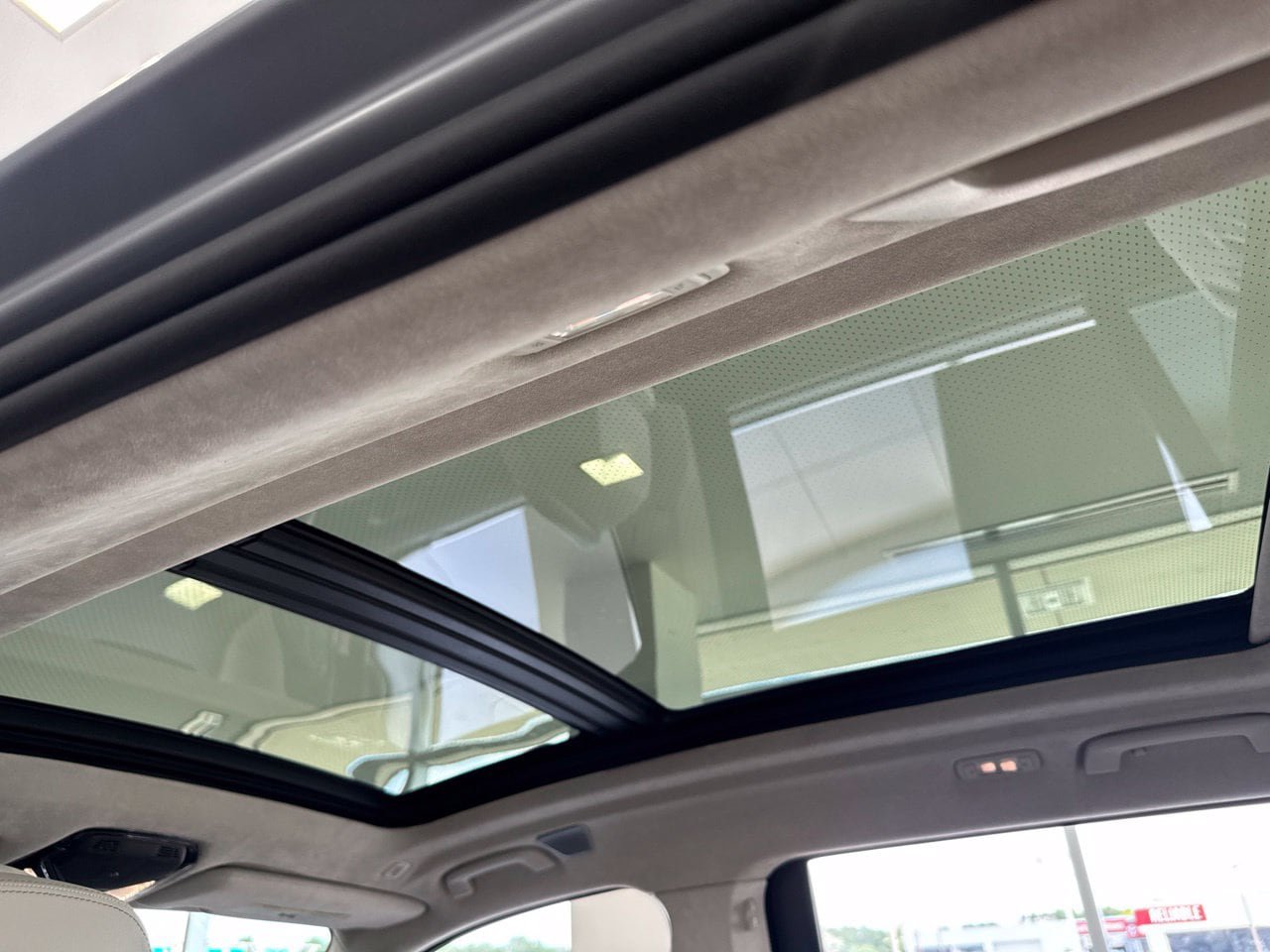 New 2027 BMW X7 M60i AWD/4WD image 48
