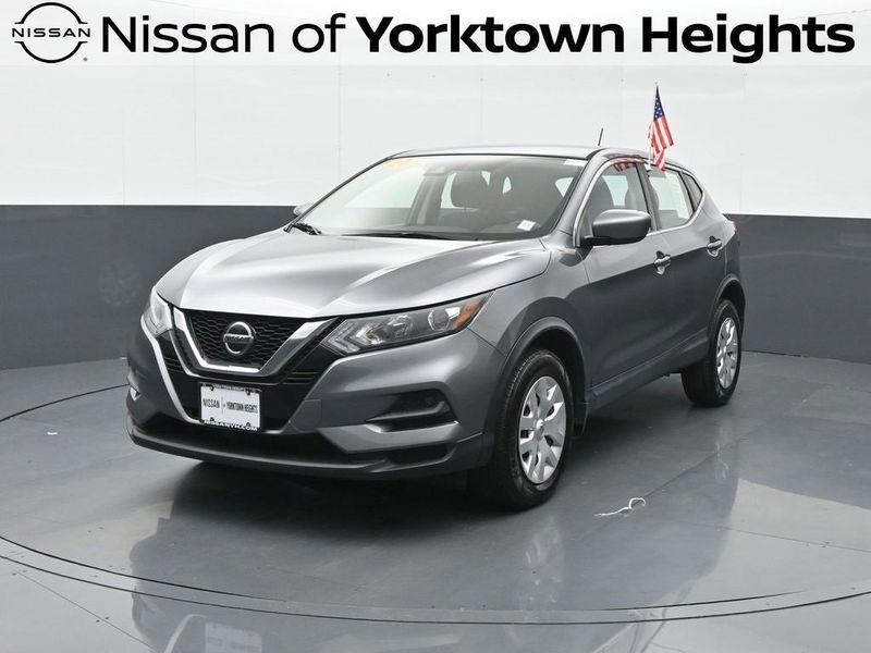 Certified 2020 Nissan Rogue Sport S image 1