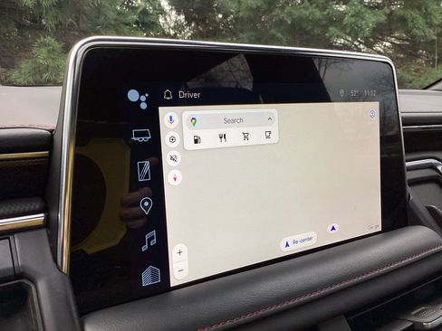 Used 2023 Chevrolet Tahoe RST image 3