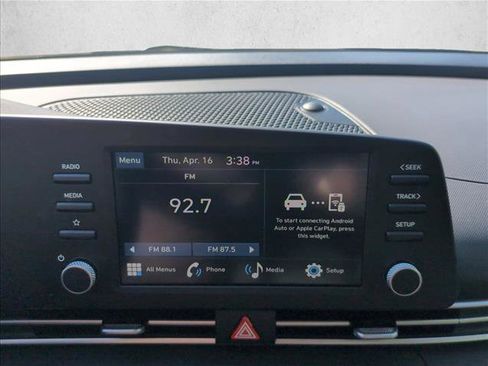New 2026 Hyundai Elantra SE FWD image 12