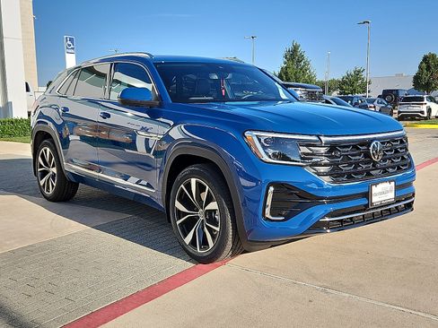 New 2026 Volkswagen Atlas Cross Sport SEL Premium R-Line image 5