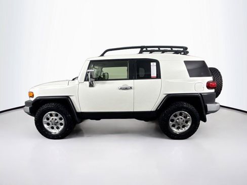Used 2012 Toyota FJ Cruiser 4WD w/ Upgrade Pkg image 12