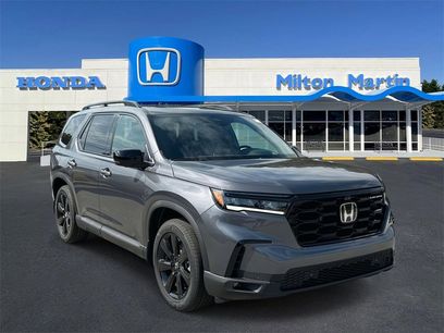 New 2025 Honda Pilot Black Edition