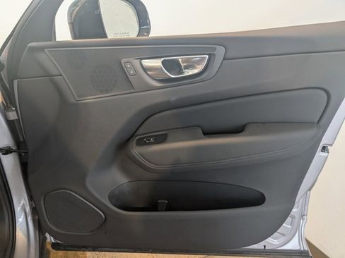 Used 2026 Volvo XC60 B5 Core w/ Climate Package image 30