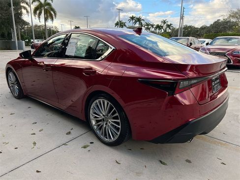 Certified 2025 Lexus IS 300 300 image 5