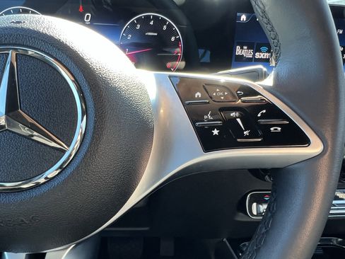 Certified 2025 Mercedes-Benz GLB 250 4MATIC image 20