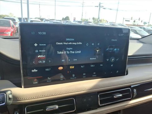 Used 2022 Lincoln Nautilus Reserve image 19