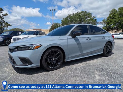 Used 2023 Honda Civic Sport image 1